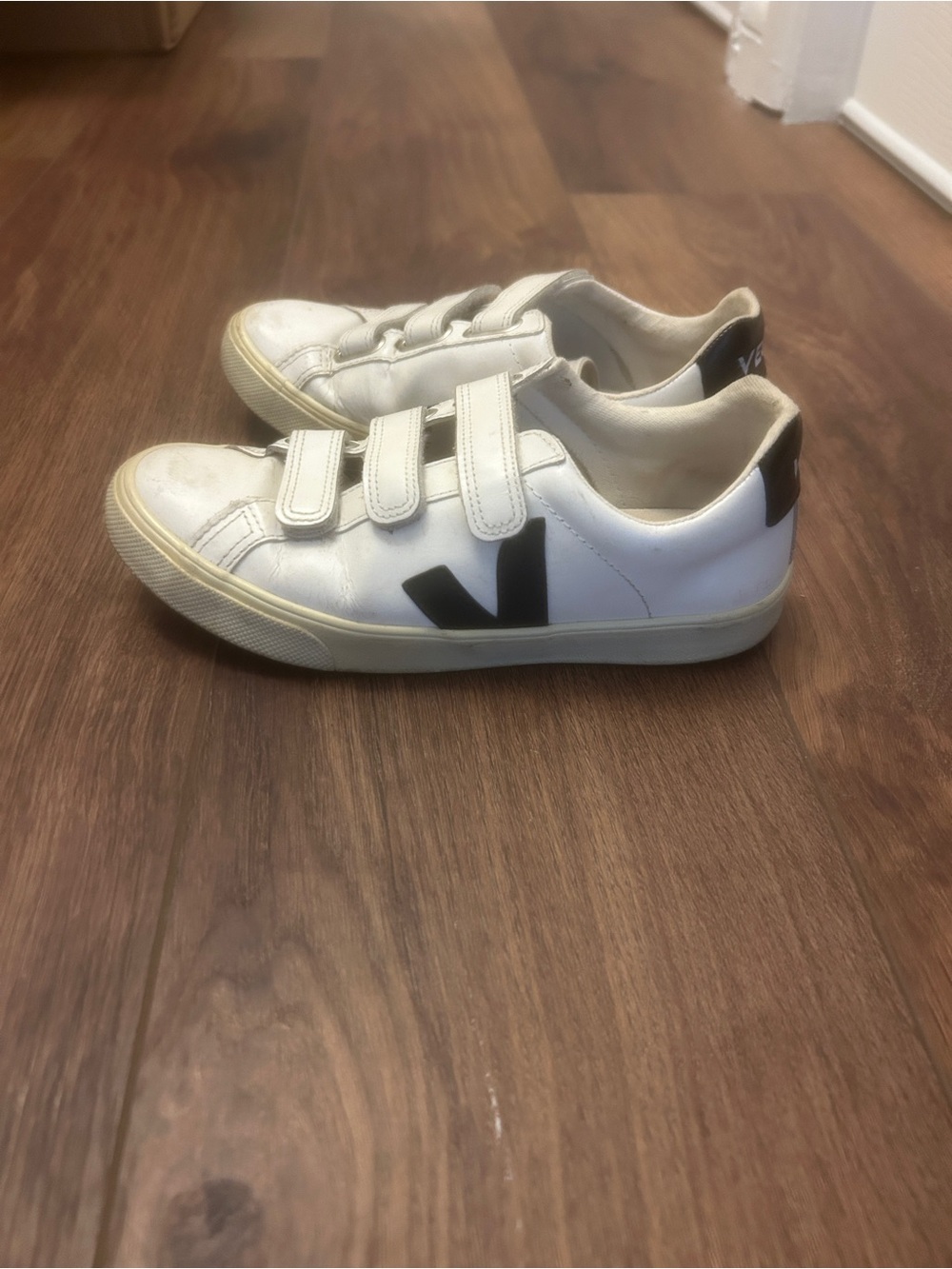 Veja White & Black V-Logo Velcro Sneakers